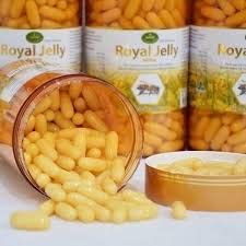 Royal(รอยัล.) Jelly Nature ’s king royal jelly 1000mg royal jelly supplement 100. soft capsules