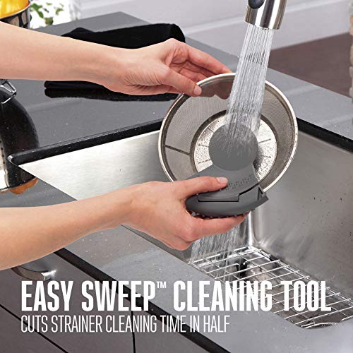 Weston Powerful Juicer Machine with XL 3.5" Feed Chute, BPA Free, 1100W, Easy Sweep Cleaning Tool (67902), Silver